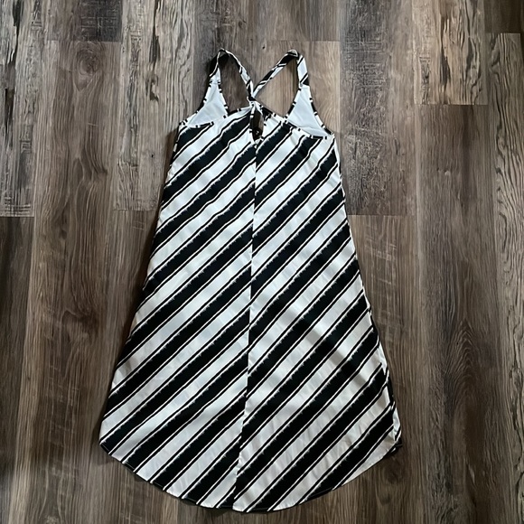NWT H&M STRIPED SUMMER DRESS - Picture 2 of 3